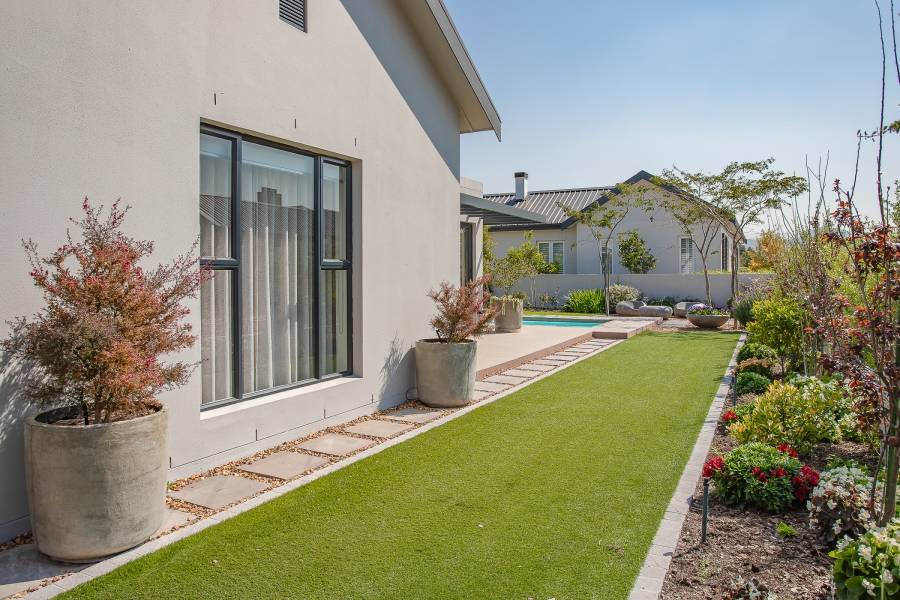 4 Bedroom Property for Sale in Val De Vie Estate Western Cape
